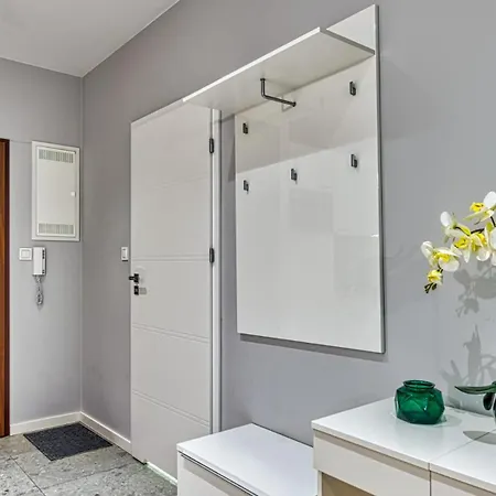 Apartamento Karpatia By Royal Aparts *