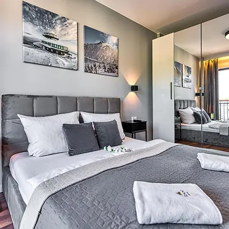 Karpatia By Royal Aparts Apartamento