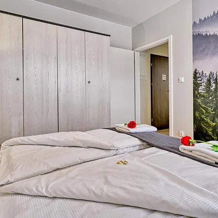 Apartment Karpatia By Royal Aparts *